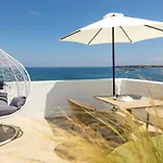 Sea & Sun Paros ホテル *