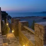 Sea & Sun Paros ナウサ