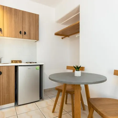 Sea & Sun Paros Hotel *