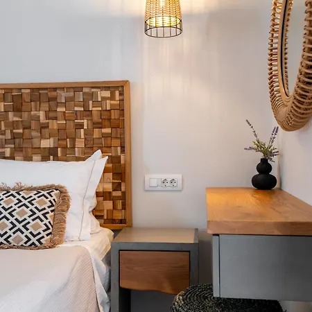 Sea & Sun Paros Νάουσα