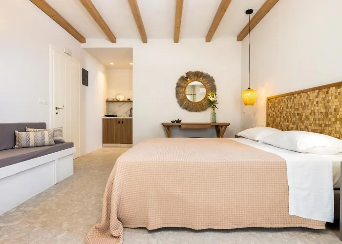 Sea & Sun Paros فندق ناوسا