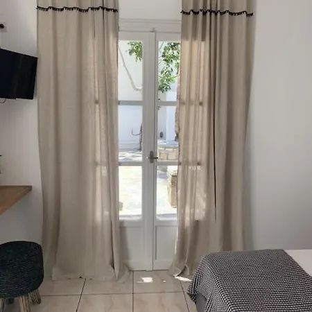 Sea & Sun Paros Отель