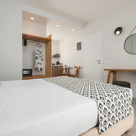 Sea & Sun Paros Hotel