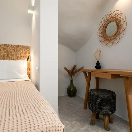 Sea & Sun Paros * ناوسا