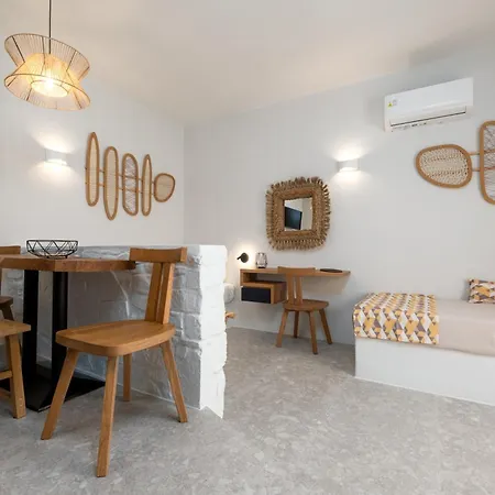 Sea & Sun Paros Hotel *