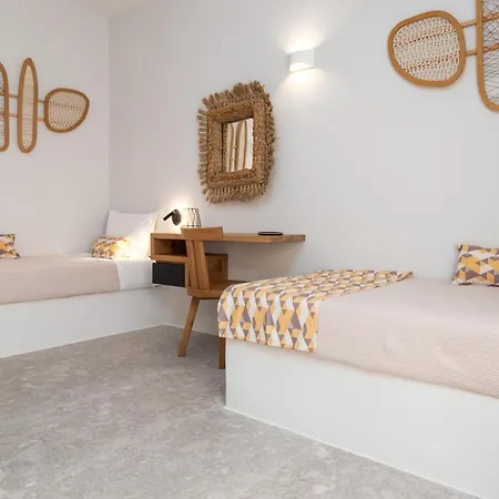 Sea & Sun Paros Hotel *