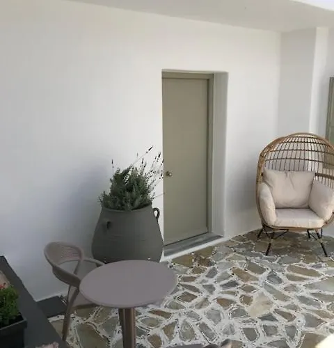 Sea & Sun Paros Νάουσα